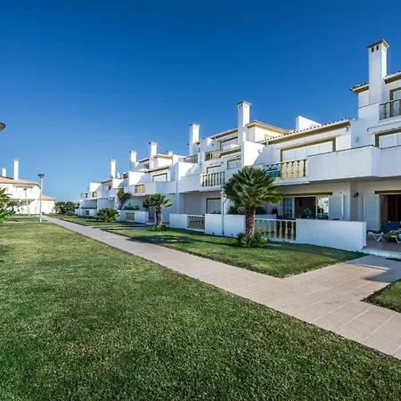 아파트 O Monte C Near The By Algarve Holidays 알부페이라